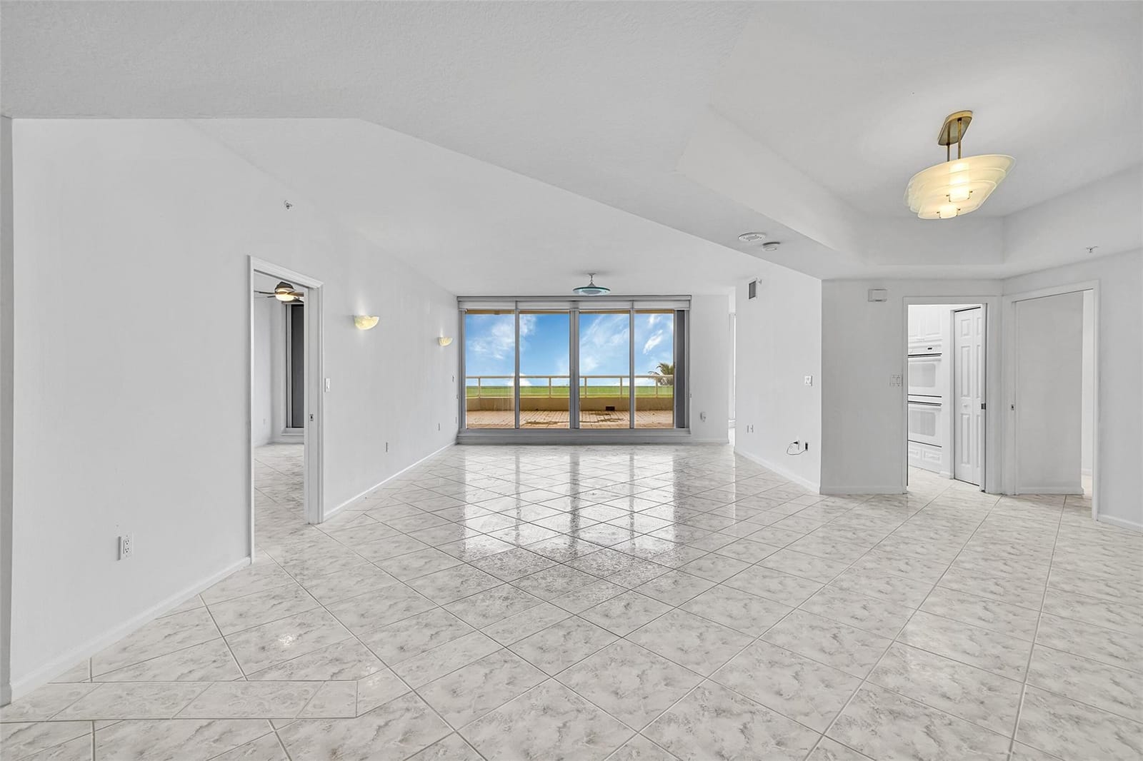 6001 N Ocean Drive 306, Hollywood, FL 33019 photo 8