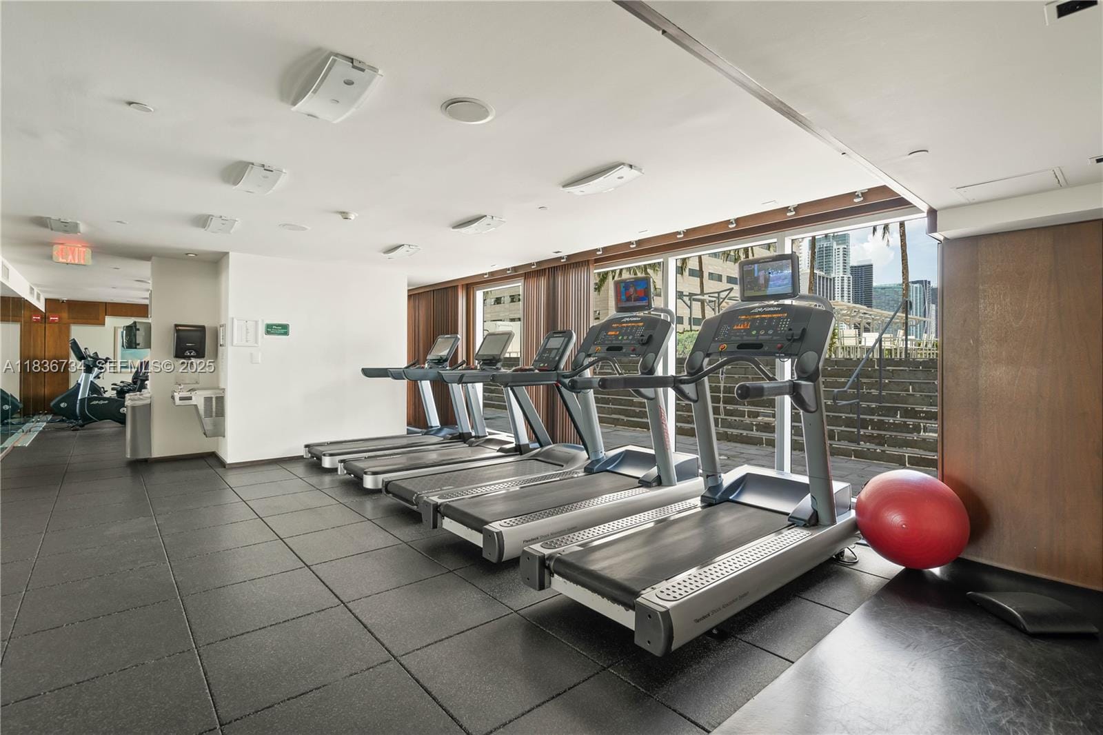 335 S Biscayne Boulevard 3108 — photo 9