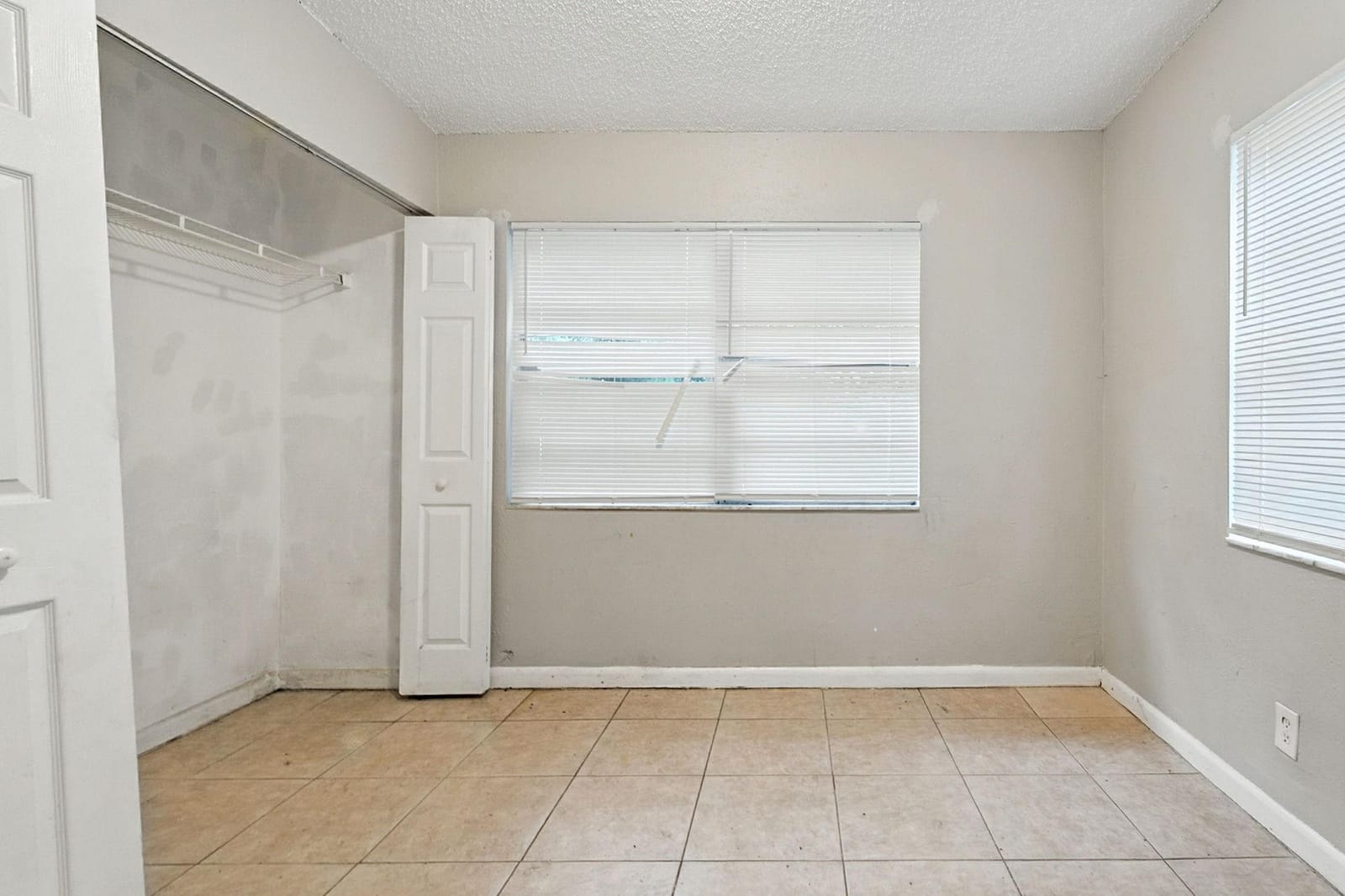 3196 N Seacrest Boulevard, Boynton Beach, FL 33435 photo 16