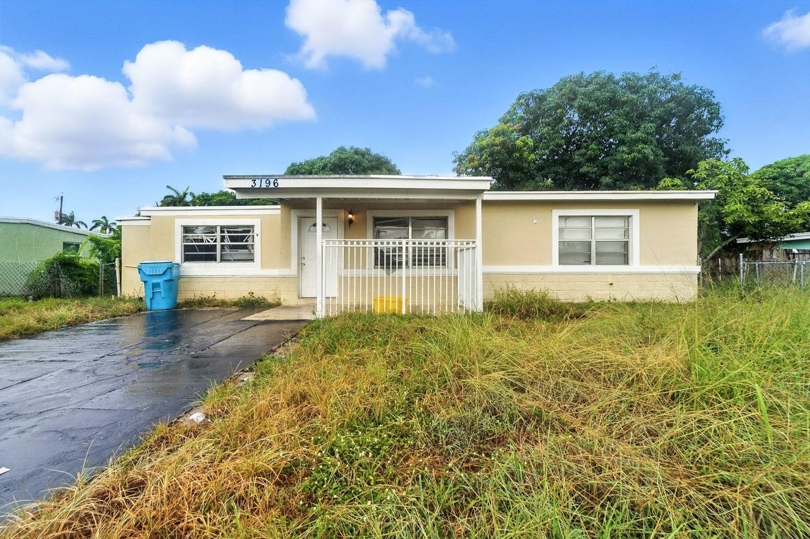 3196 N Seacrest Boulevard, Boynton Beach, FL 33435 photo 3