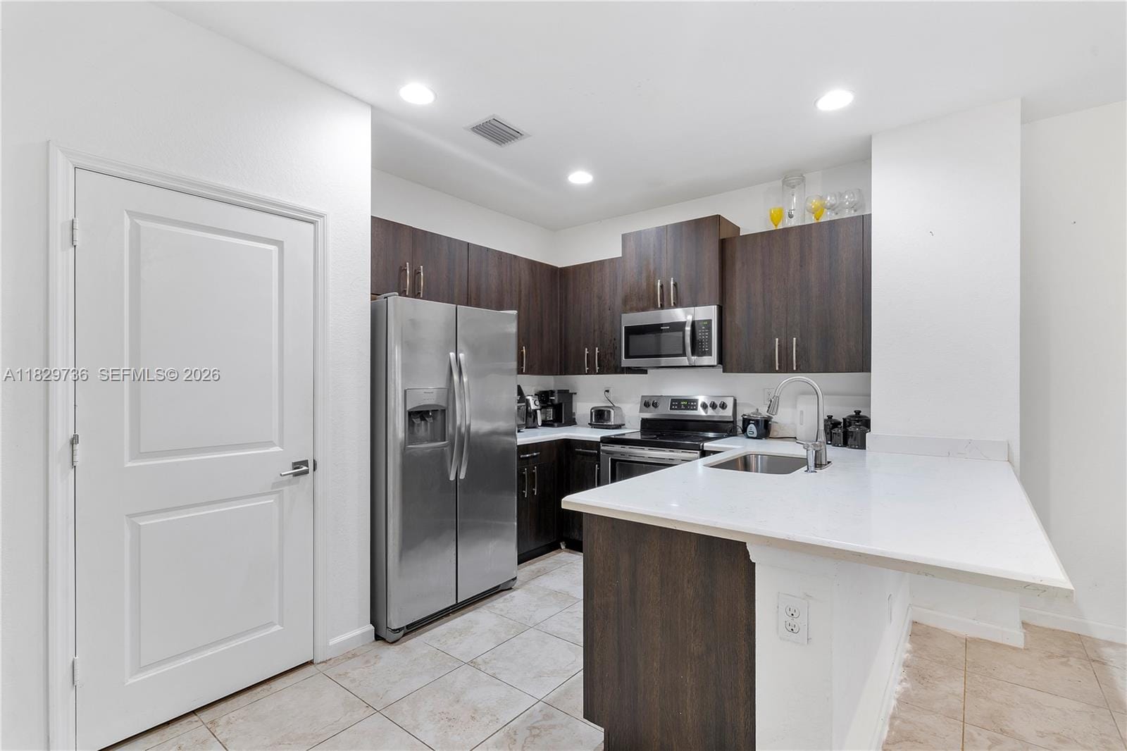 1128 NW 40th Terrace — photo 11