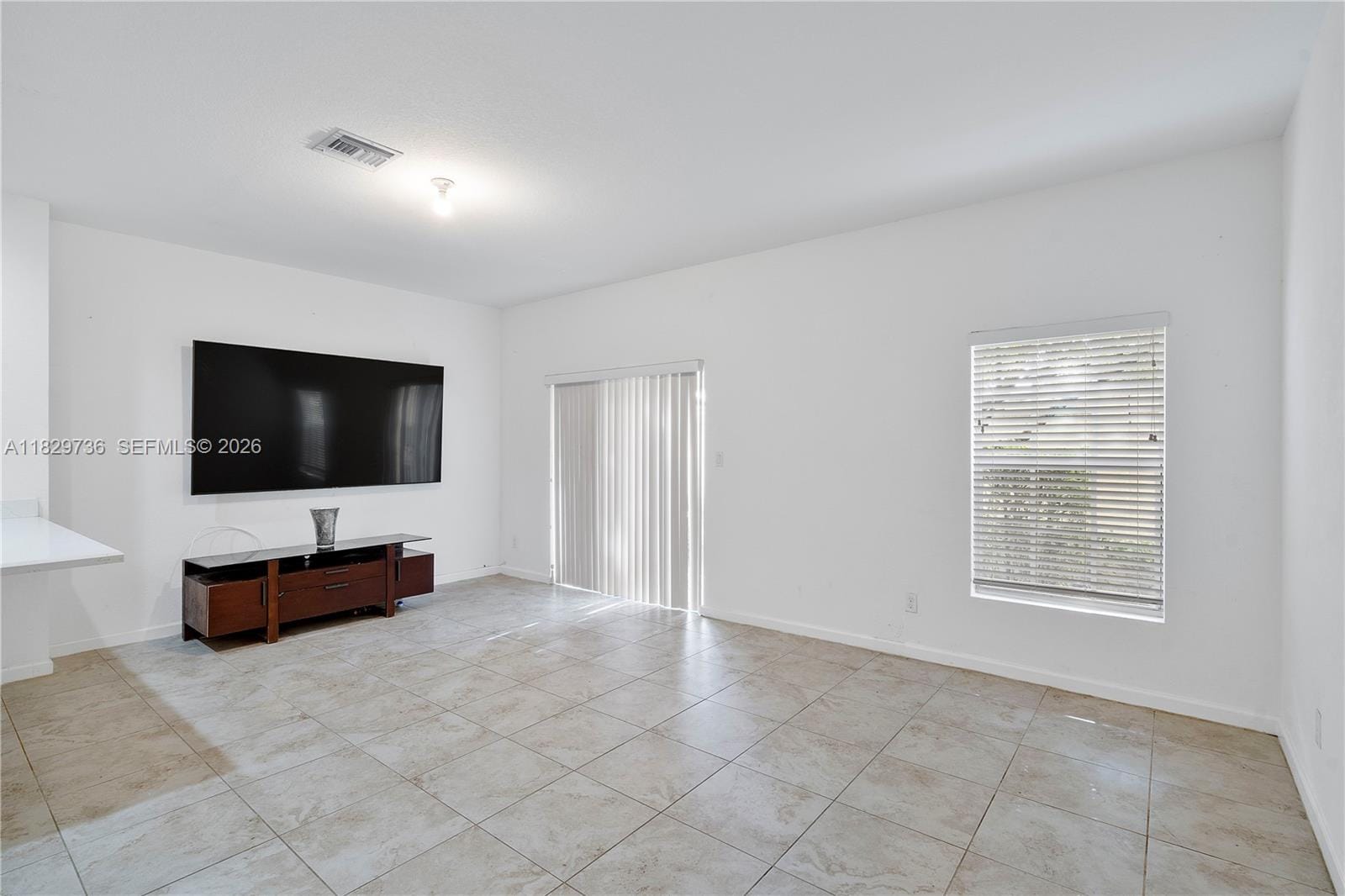 1128 NW 40th Terrace — photo 9