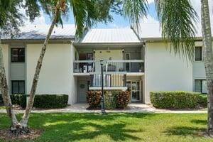 2104 NW 22nd Avenue 120, Stuart, FL 34994 photo 27