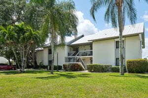 2104 NW 22nd Avenue 120, Stuart, FL 34994 photo 28