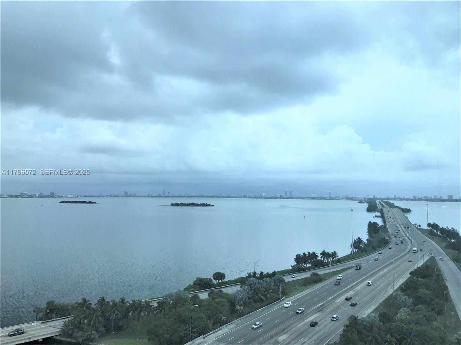 601 NE 36th Street 1511, Miami, FL 33137 photo 2