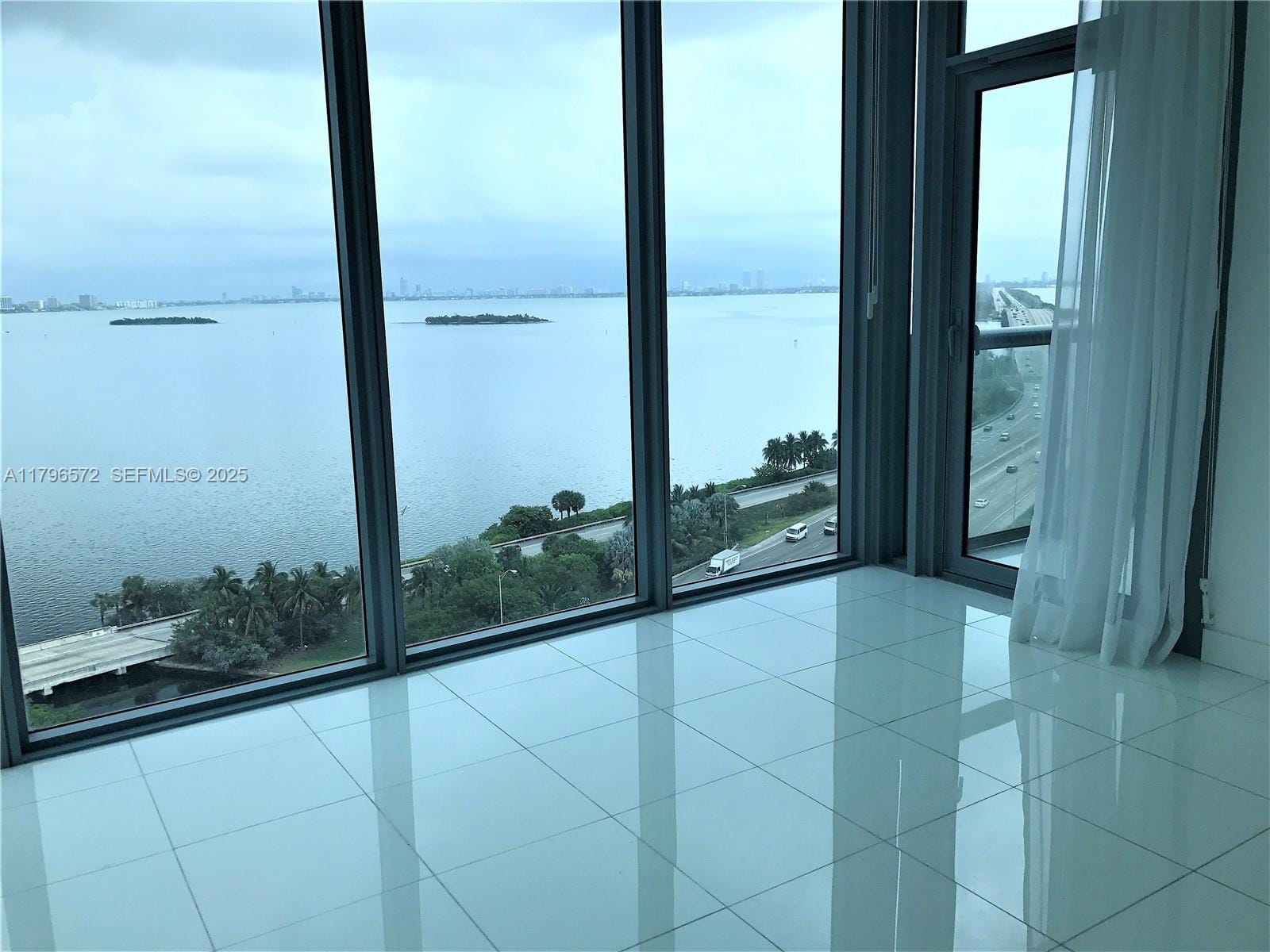 601 NE 36th Street 1511, Miami, FL 33137 photo 15