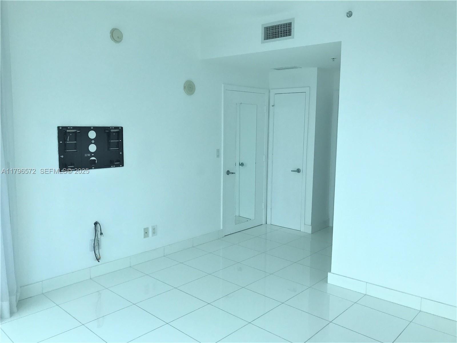 601 NE 36th Street 1511, Miami, FL 33137 photo 17