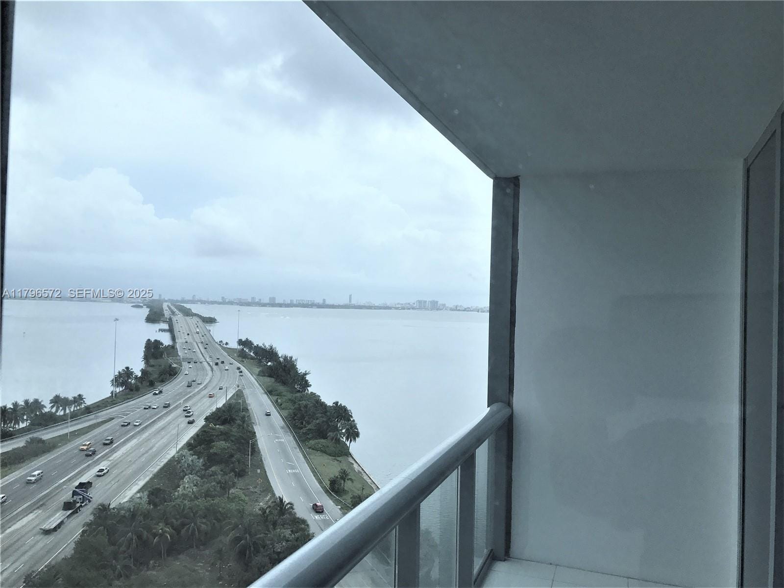 601 NE 36th Street 1511, Miami, FL 33137 photo 24