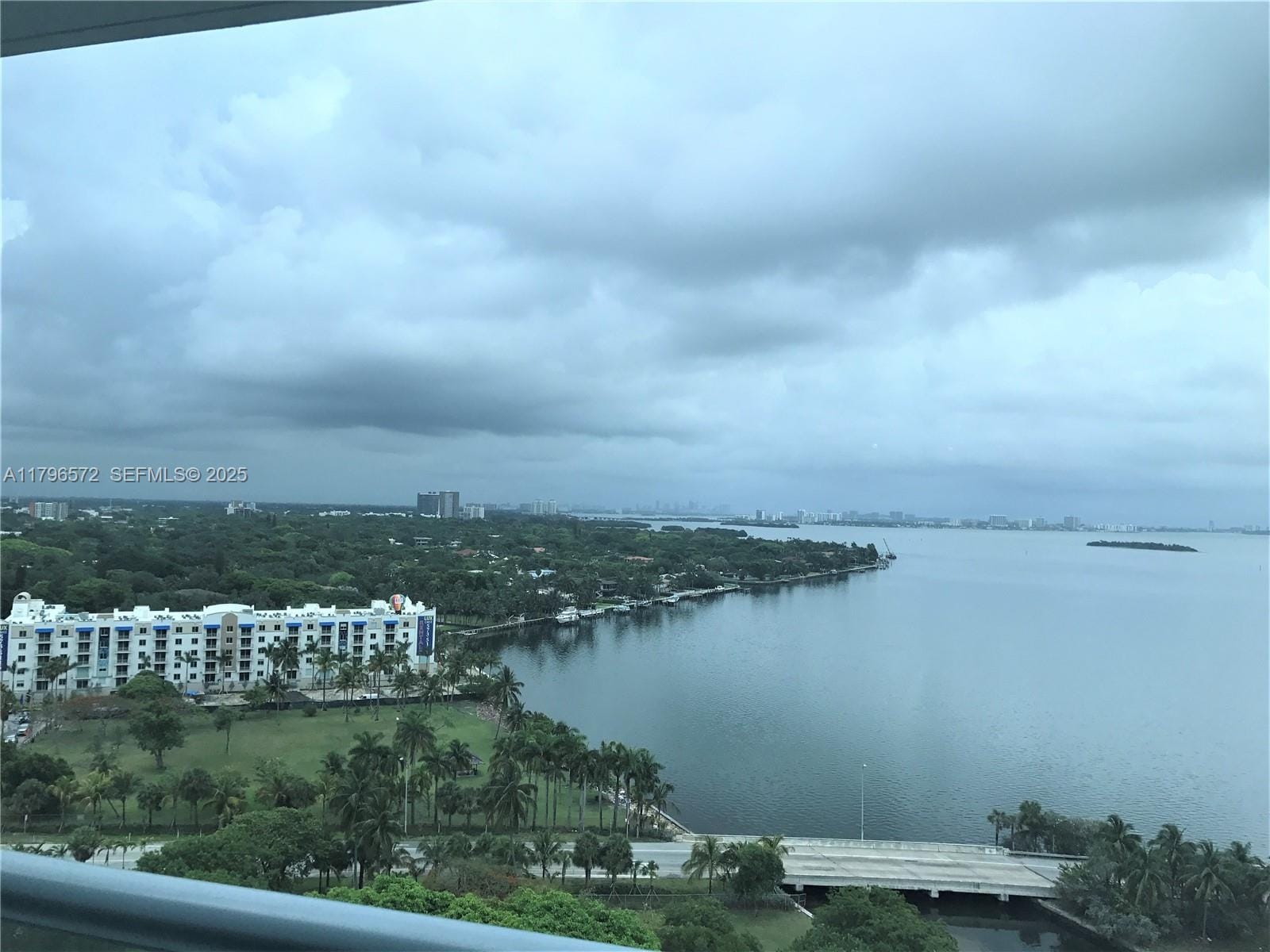 601 NE 36th Street 1511, Miami, FL 33137 photo 27