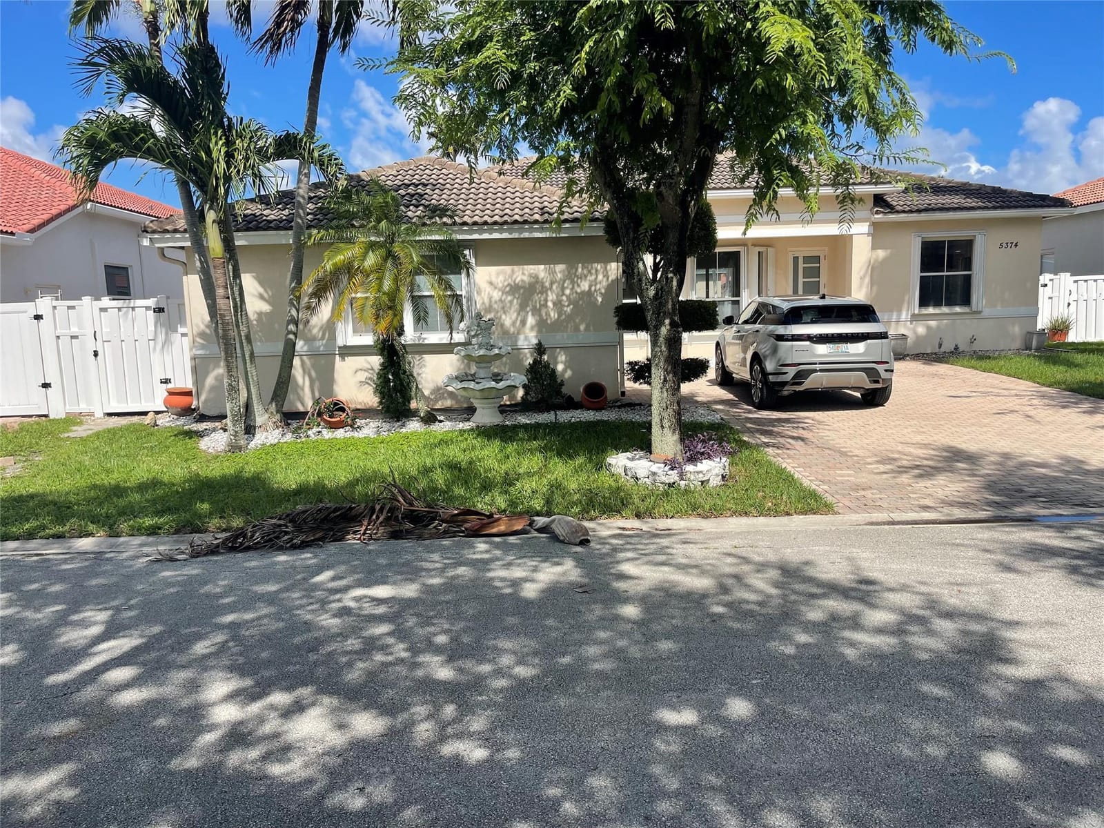 5374 SW 33rd Avenue, Fort Lauderdale, FL 33312