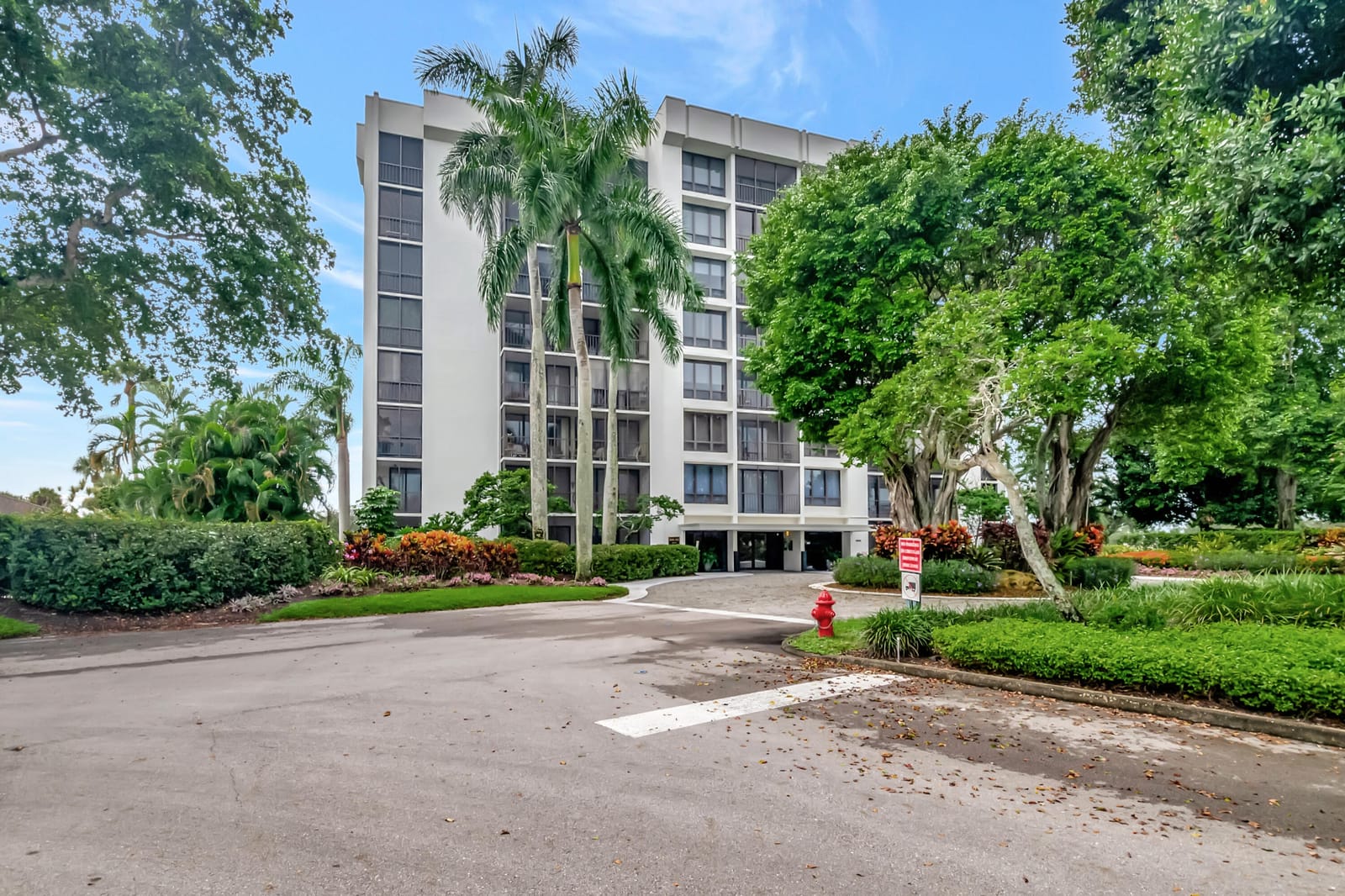 6805 Willow Wood Drive 5014, Boca Raton, FL 33434 photo 2