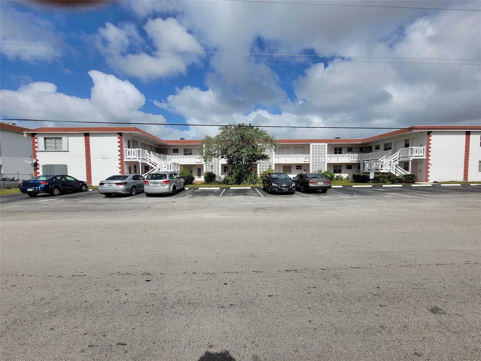 1320 NW 43rd Terrace 202, Lauderhill, FL 33313