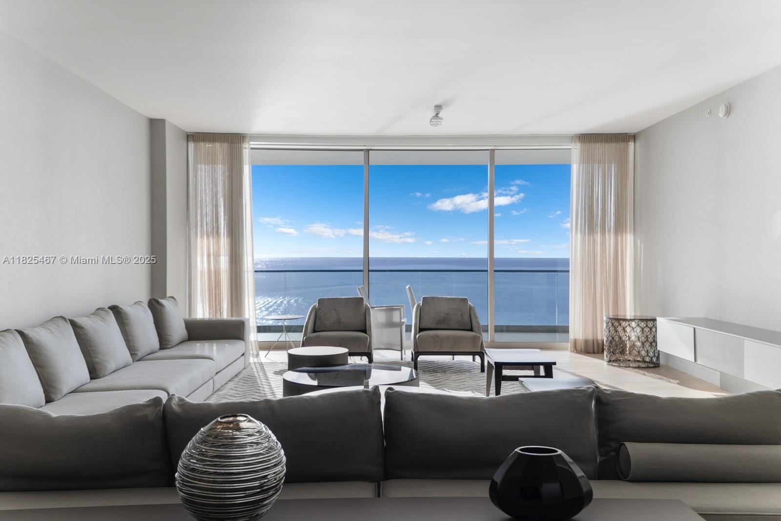 10201 Collins Avenue 1802, Bal Harbour, FL 33154