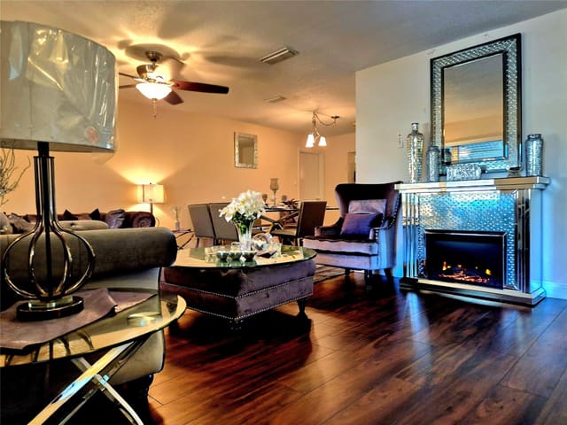 1390 NW 70th Lane, Paradise Gardens, Margate, FL