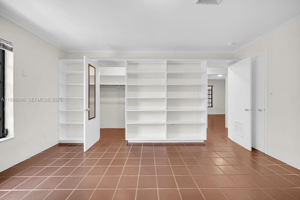 527 Gerona Avenue, Coral Gables, FL 33146 photo 16