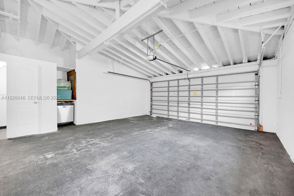 527 Gerona Avenue, Coral Gables, FL 33146 photo 27