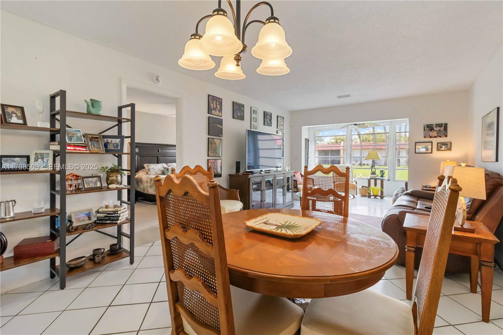 302 Lake Evelyn Drive — photo 11