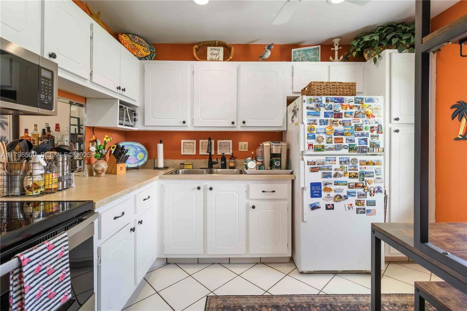 302 Lake Evelyn Drive — photo 8