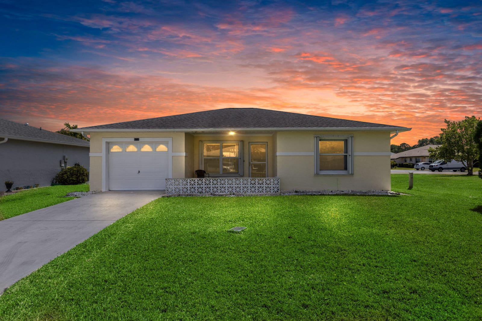 5712 Thatch Place, Fort Pierce, FL 34982