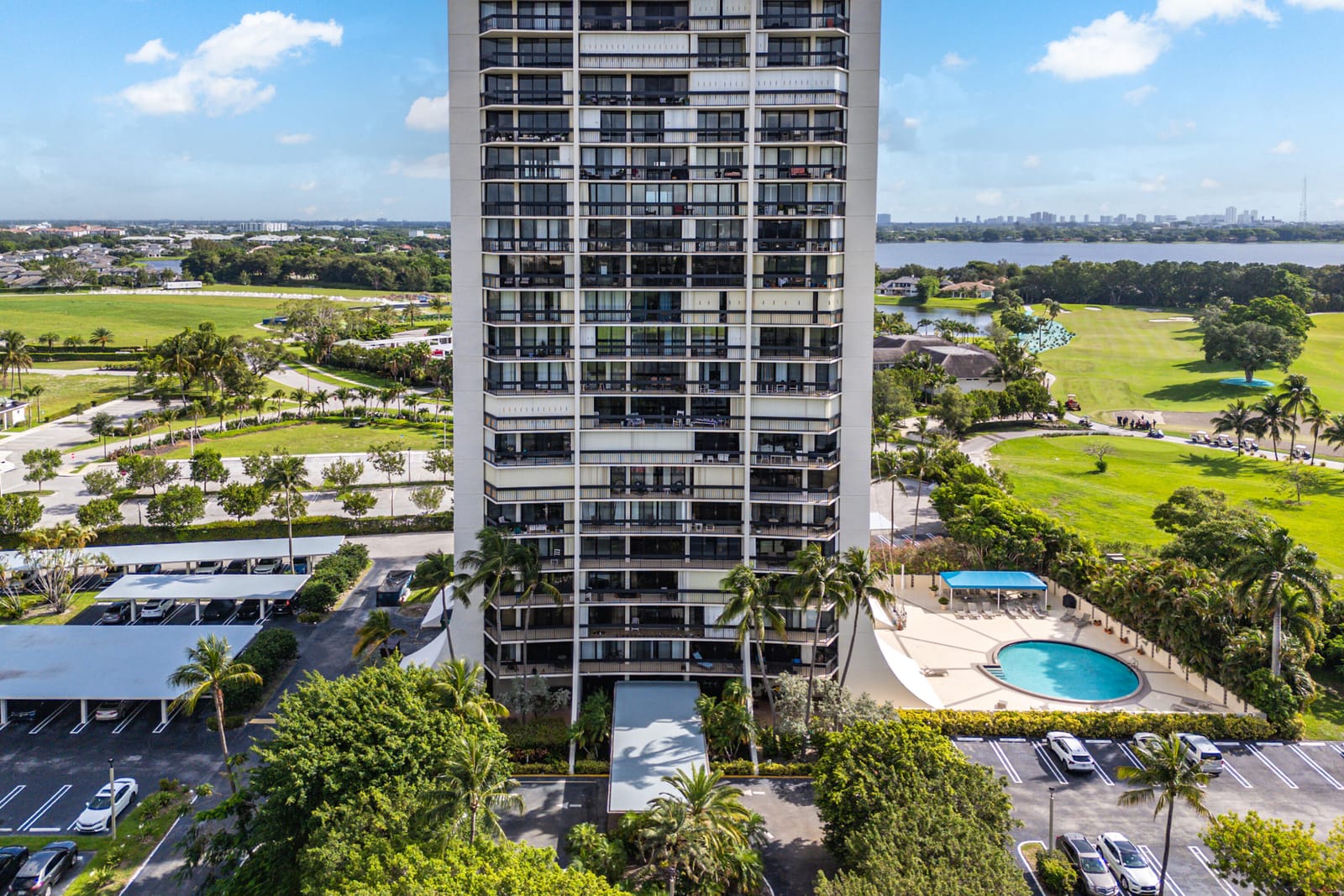 2400 Presidential Way 903, West Palm Beach, FL 33401