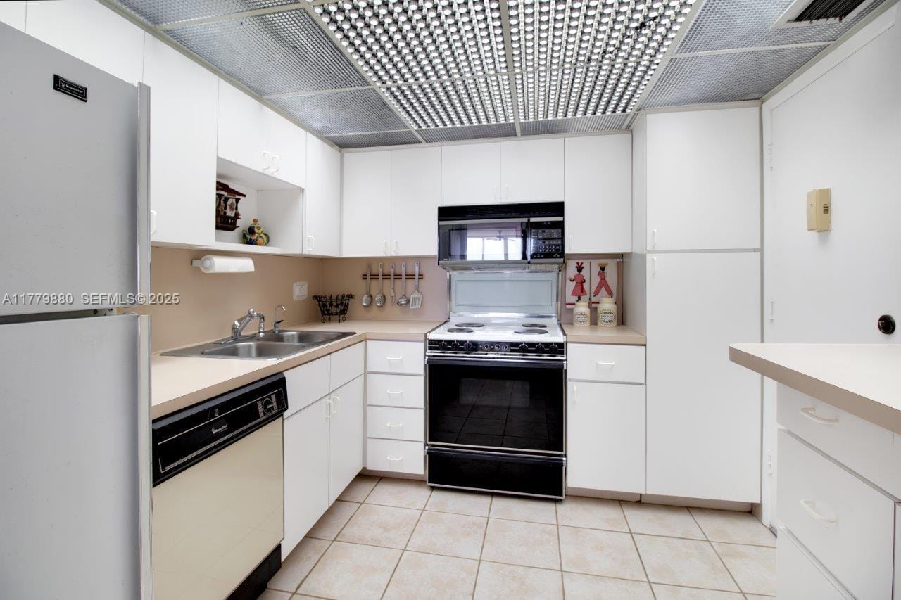 5005 Collins Avenue 319, Miami Beach, FL 33140 photo 12
