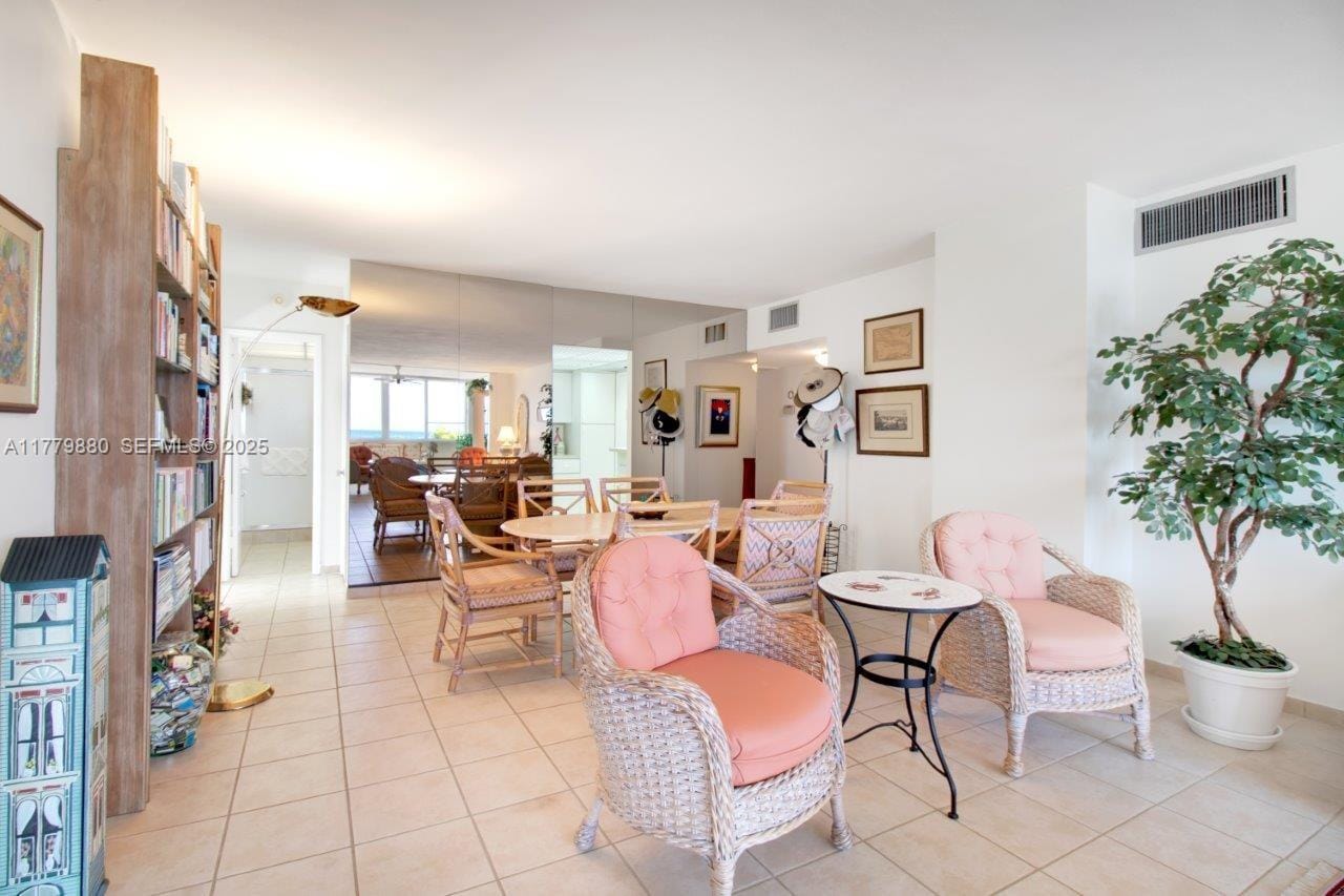 5005 Collins Avenue 319, Miami Beach, FL 33140 photo 9