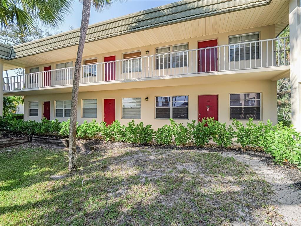 8 Vista Gardens Trail 105, Vero Beach, FL 32962