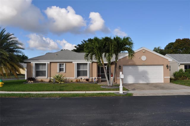 4061 SW 71st Terrace, Davie, FL 33314