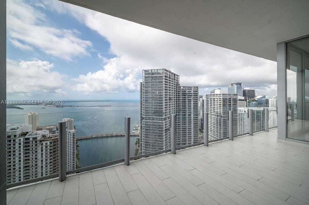 300 Biscayne Blvd Way 4603, Miami, FL 33131 photo 13