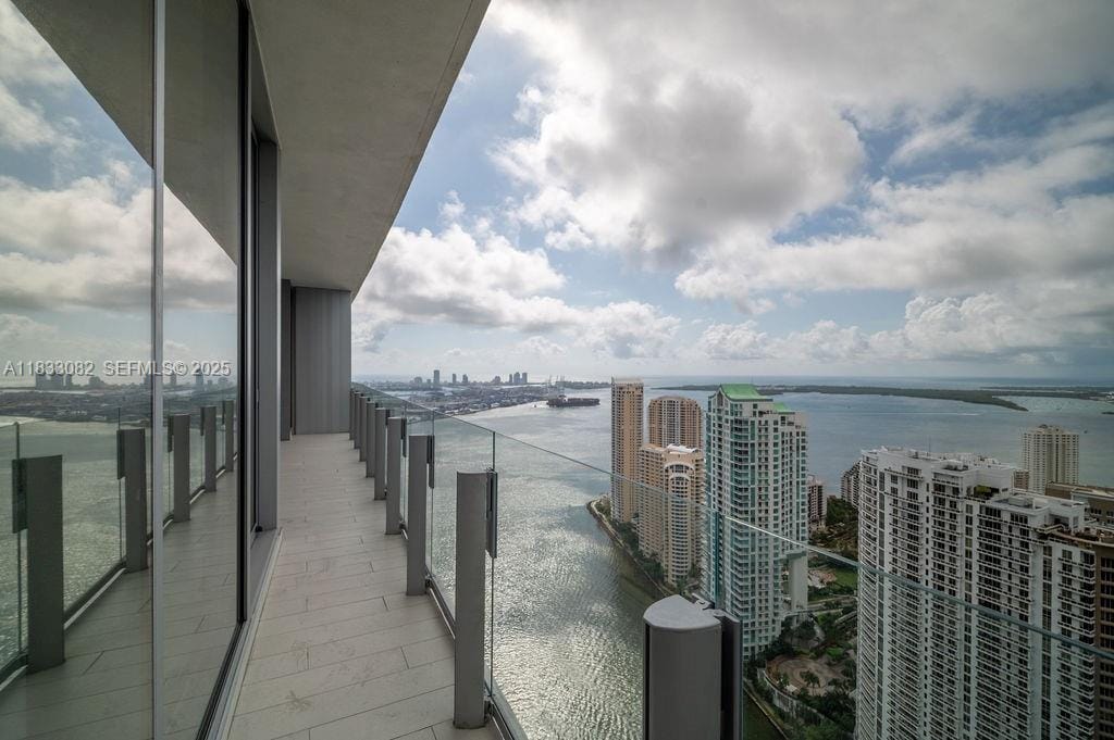 300 Biscayne Blvd Way 4603, Miami, FL 33131 photo 18