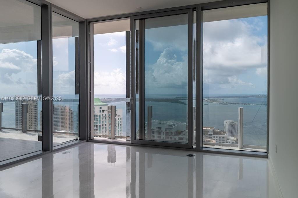 300 Biscayne Blvd Way 4603, Miami, FL 33131 photo 23