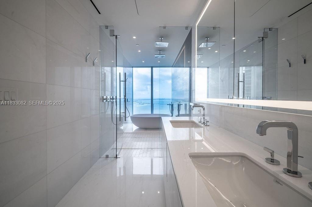 300 Biscayne Blvd Way 4603, Miami, FL 33131 photo 25