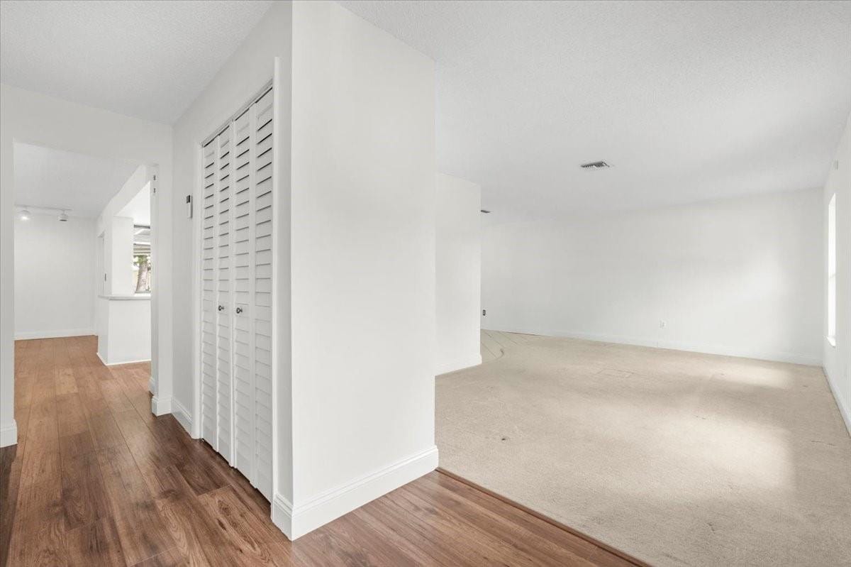 8802 NW 20th Manor — photo 3