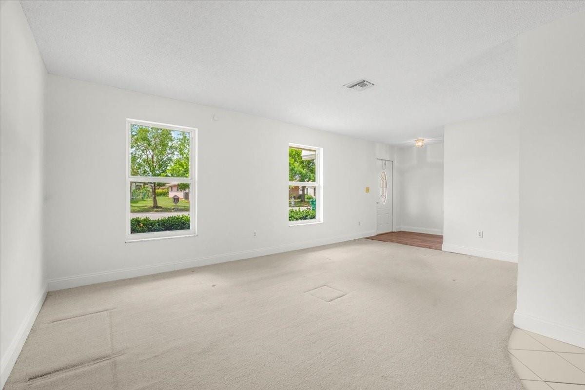 8802 NW 20th Manor — photo 5