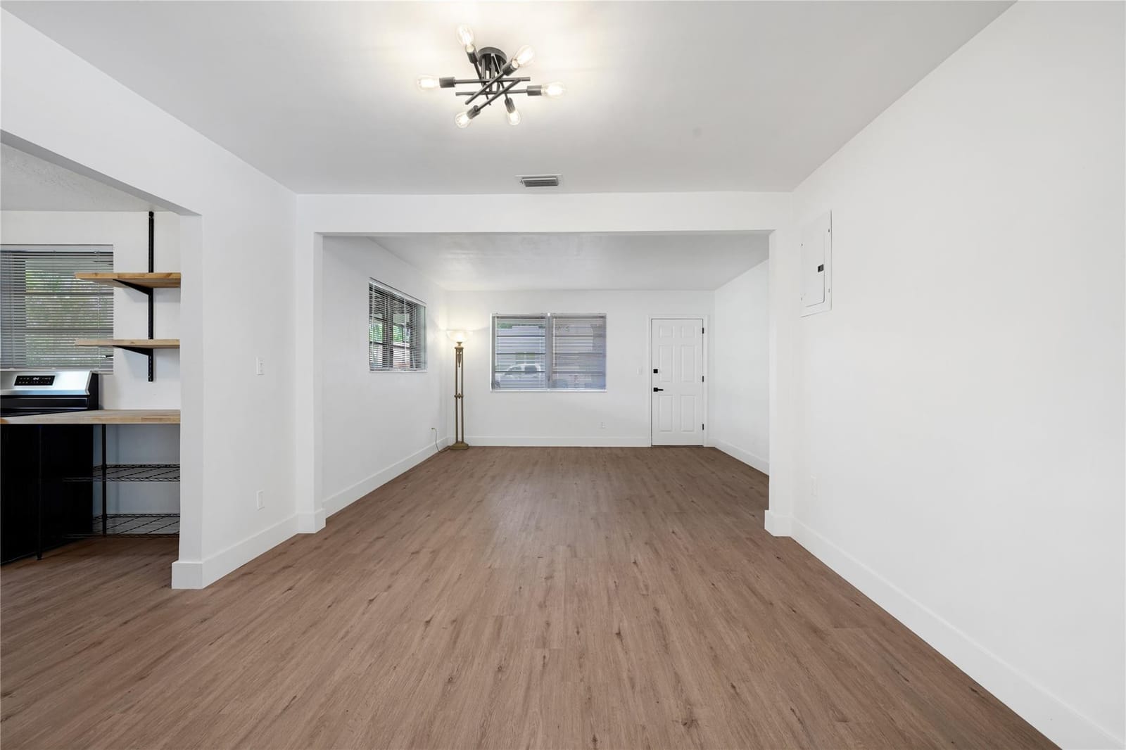 2446 Adams Street — photo 7