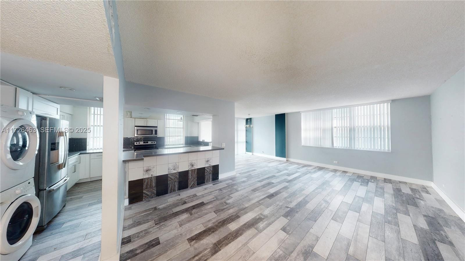 230 174th Street LO4, Sunny Isles Beach, FL 33160 photo 2