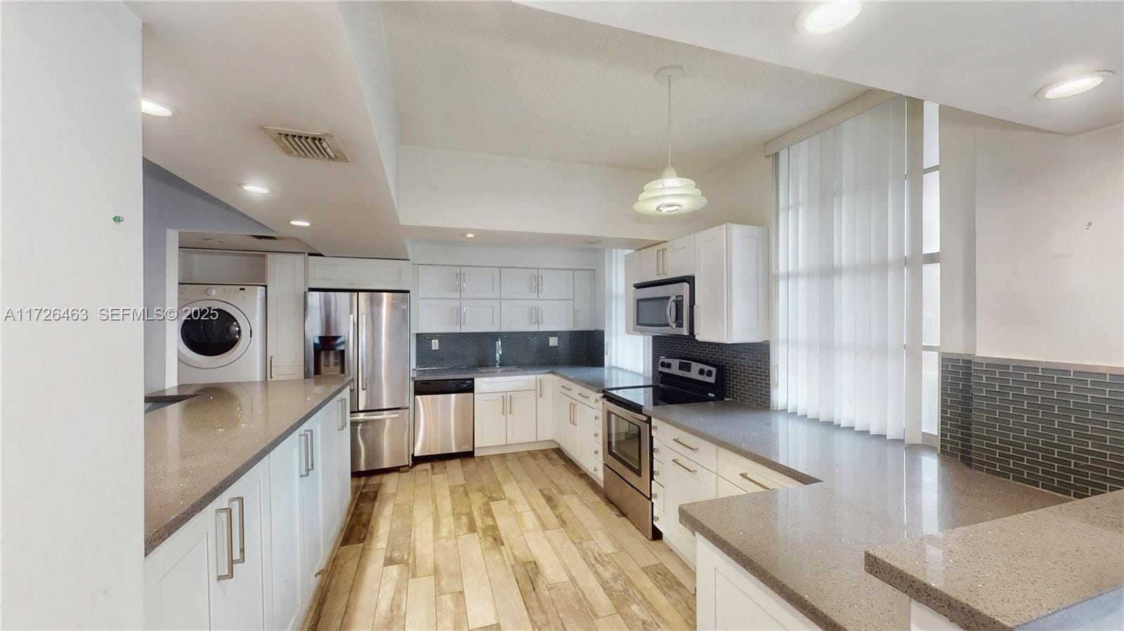 230 174th Street LO4, Sunny Isles Beach, FL 33160 photo 3