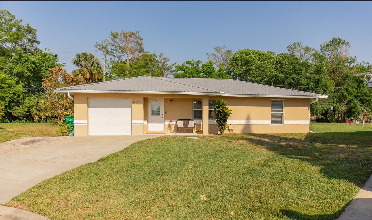 4881 SE 42nd Street, Okeechobee, FL 34974
