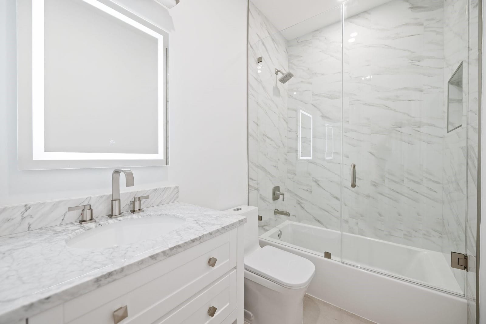 2510 Montclaire Circle, Weston, FL 33327 photo 25