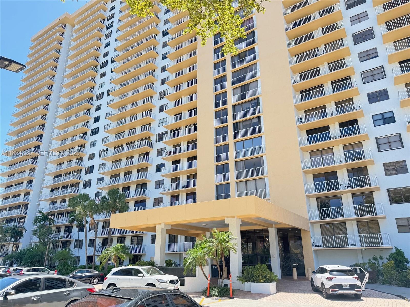 290 174th Street 316, Sunny Isles Beach, FL 33160