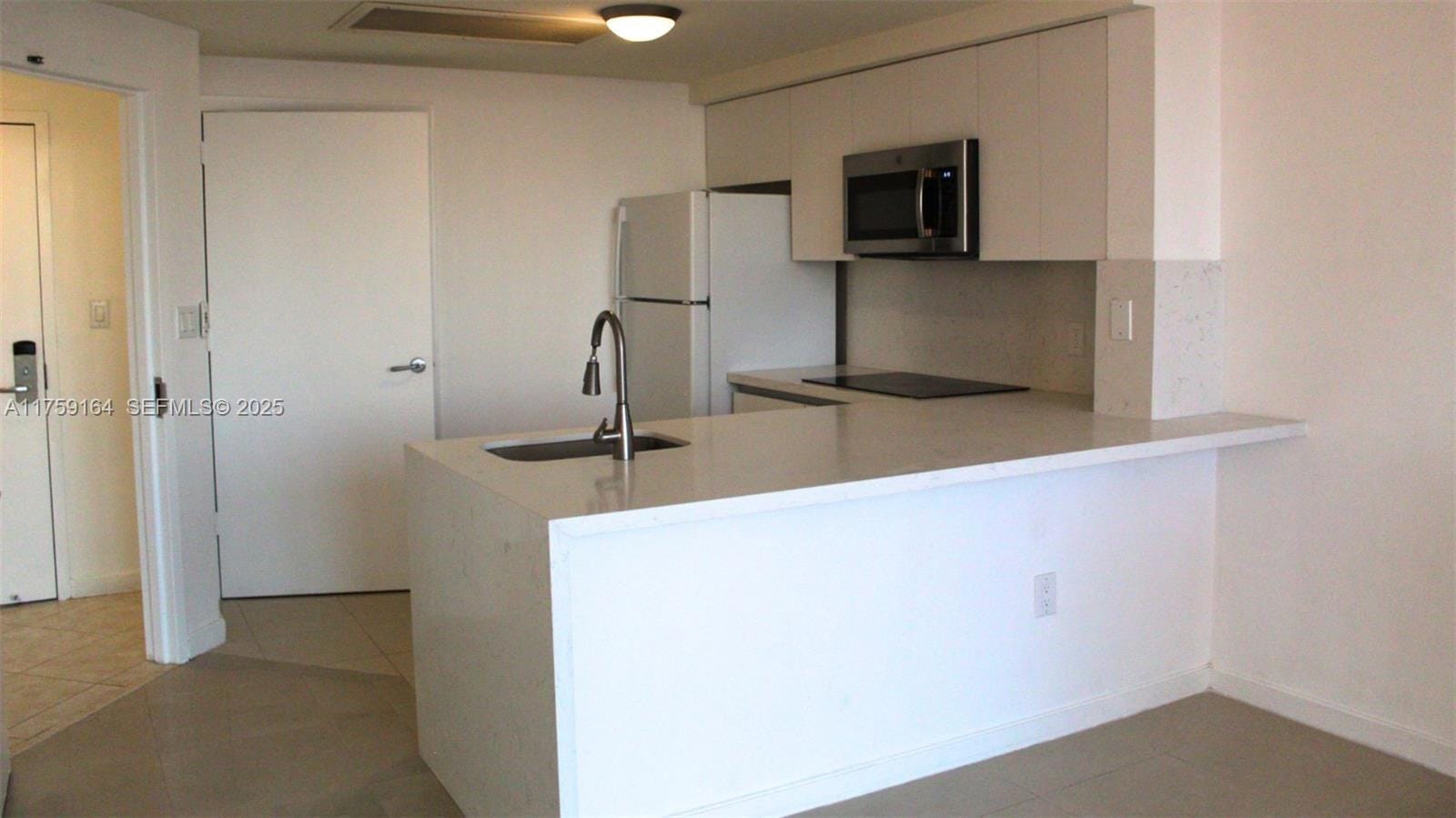 2889 Mcfarlane Road 1511, Miami, FL 33133 photo 9