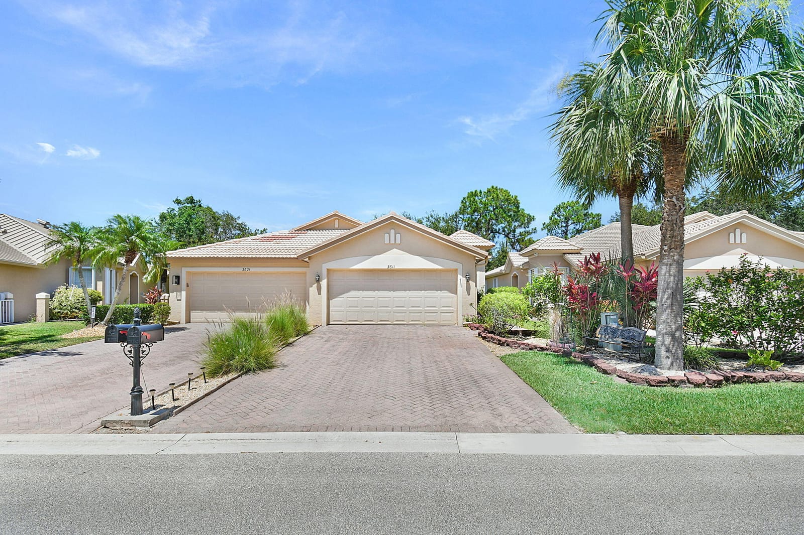 3611 NW Willow Creek Drive, Jensen Beach, FL 34957 photo 2