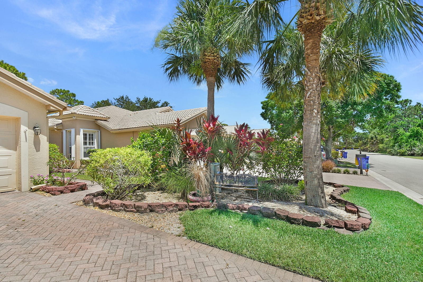 3611 NW Willow Creek Drive, Jensen Beach, FL 34957 photo 3
