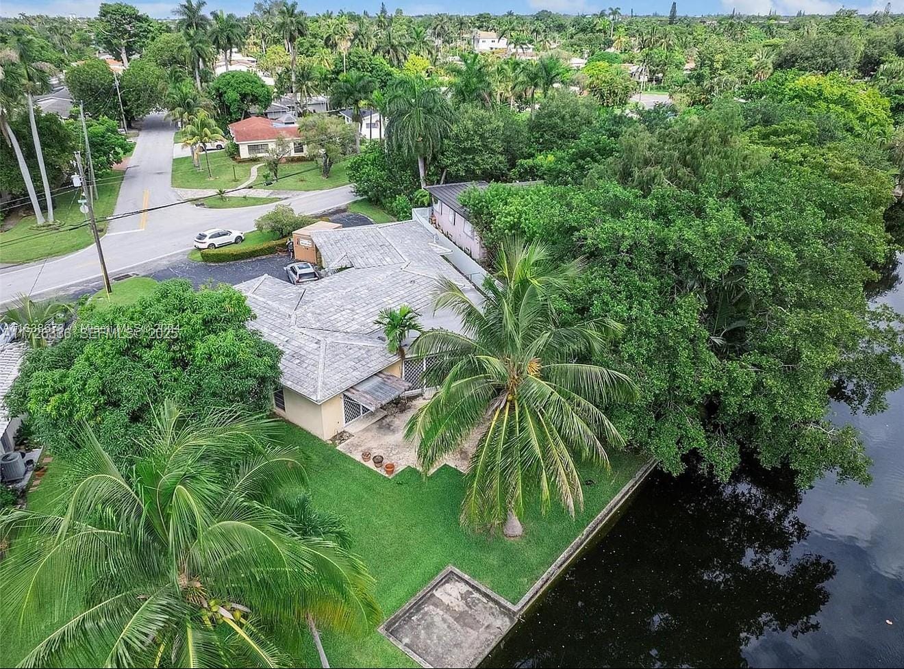 11501 W Biscayne Canal Road — photo 10