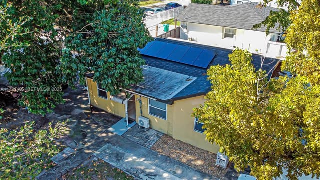 2507 NW 91st Street, sold in Gulfair Estates, Miami, FL