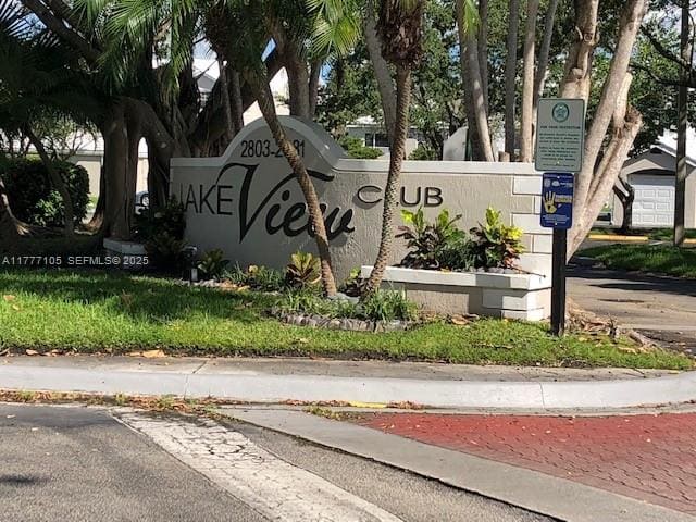 2850 N Oakland Forest Drive 103, Oakland Park, FL 33309