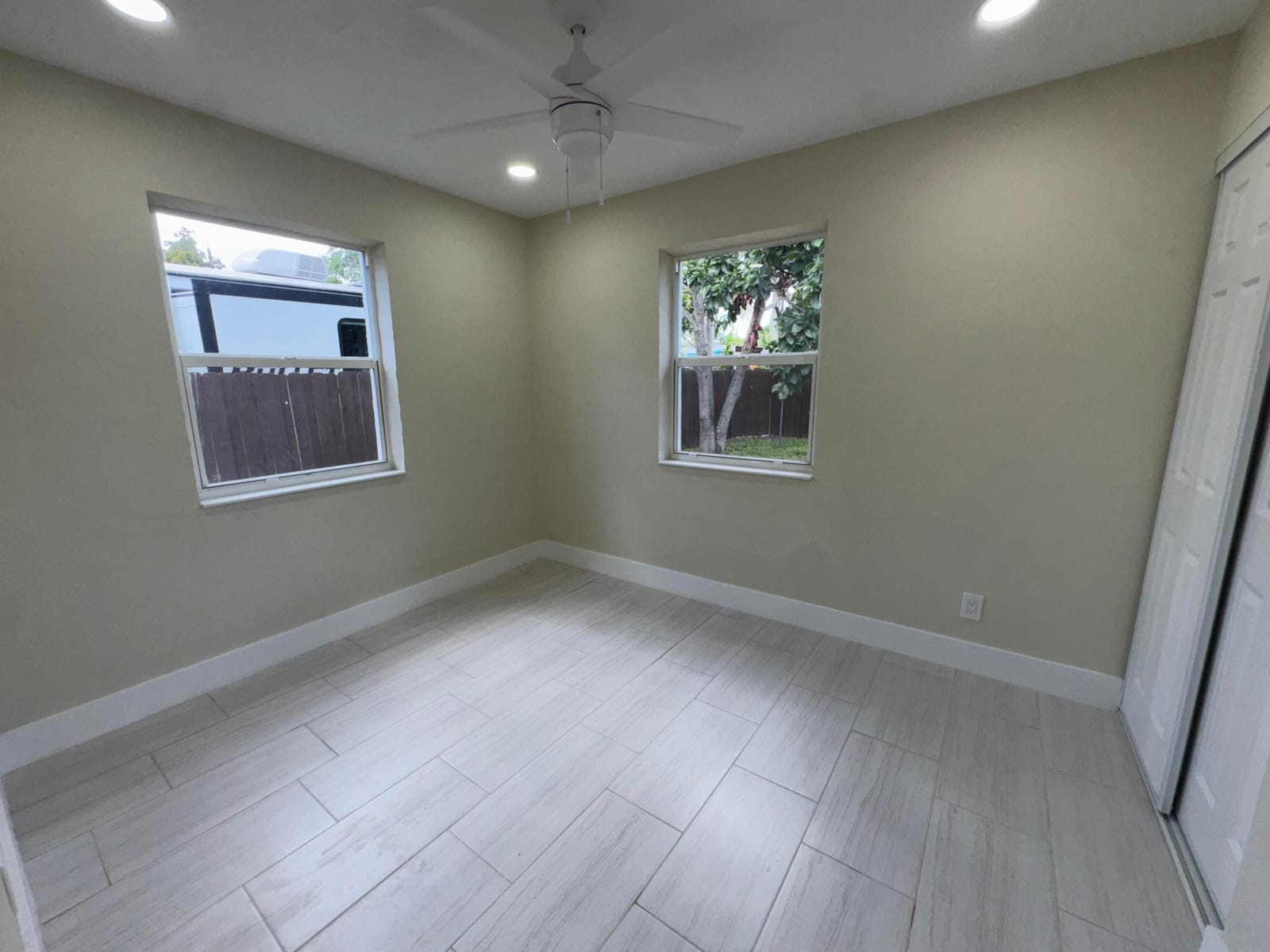 748 Aspen Road, West Palm Beach, FL 33409 photo 15