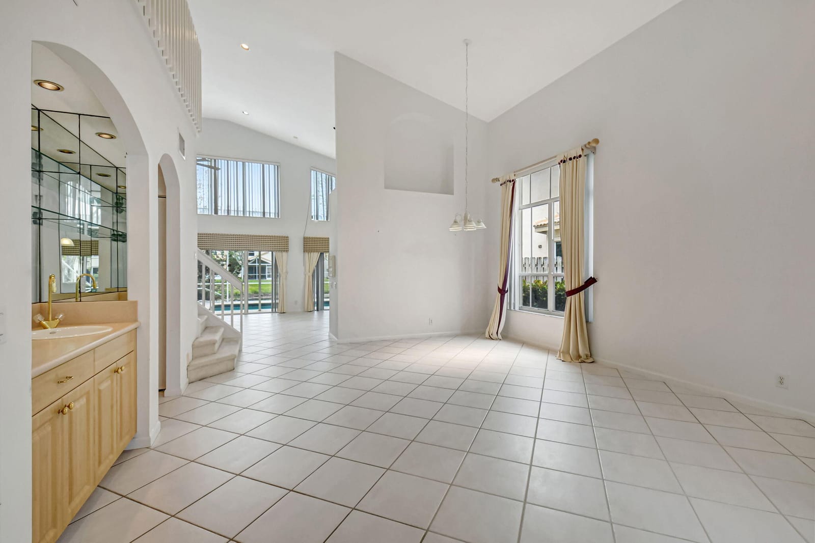 7518 Colony Lake Drive — photo 3