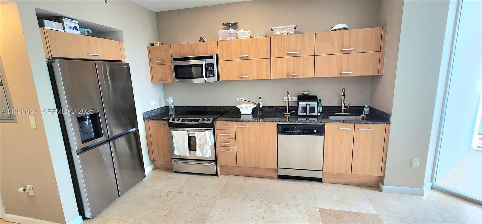 350 S Miami Avenue 3214, Miami, FL 33130 photo 27