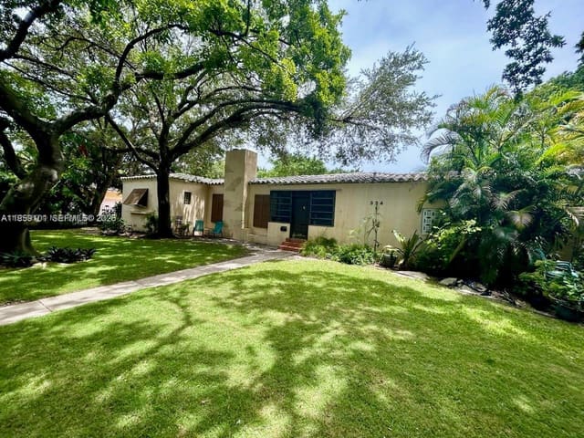 334 NE 107th Street, sold in First Addn Pasadena Pk, Miami Shores, FL